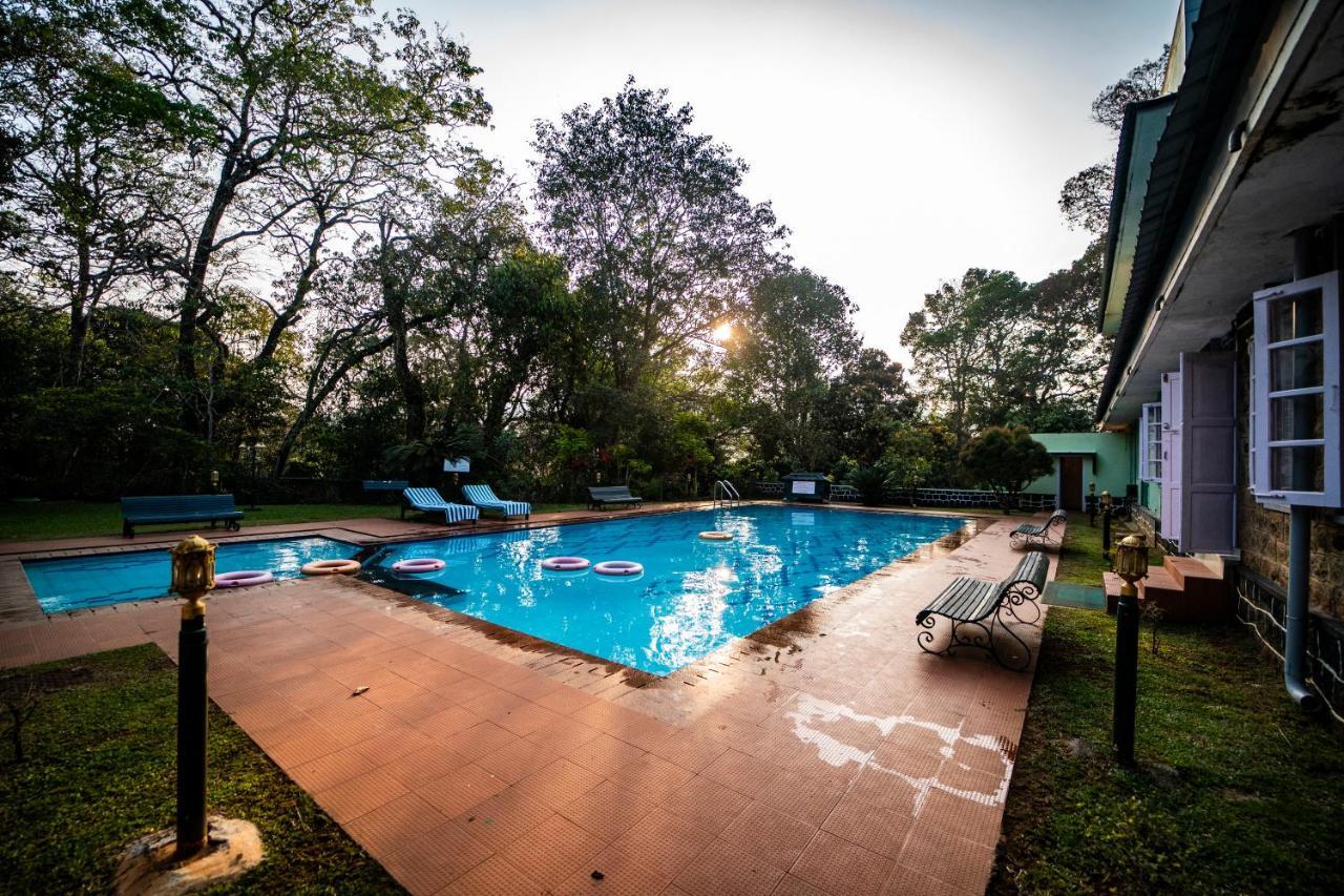 Aranya Nivas Hotel Thekkady Exterior photo