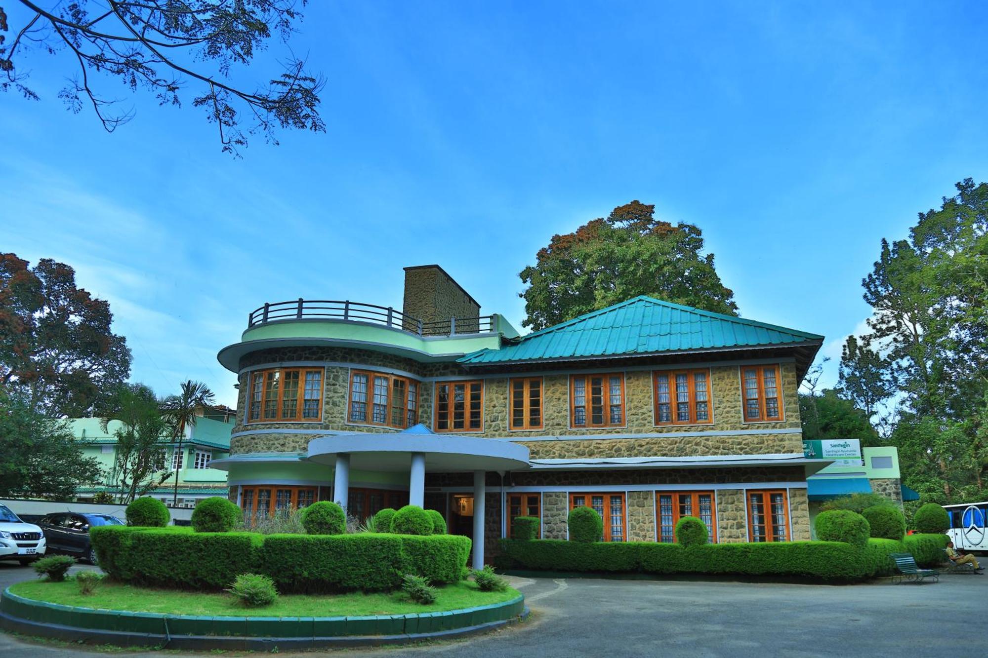 Aranya Nivas Hotel Thekkady Exterior photo
